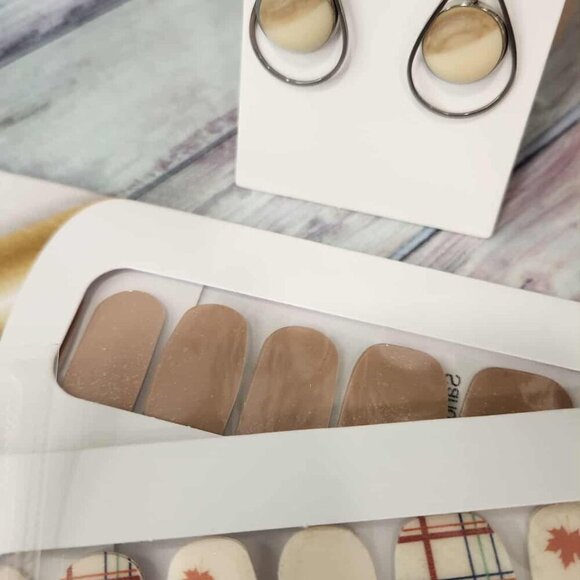 Retired Color Street Bundle- Fall - Picture 2 of 6